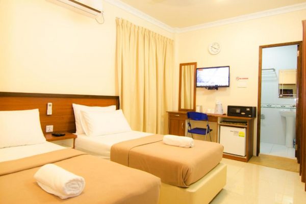 Deluxe Twin Room – Hulhan’gu Lodge