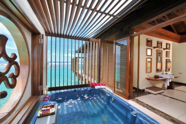 Haven Suite with Plunge Pool – Paradise Island Resort & Spa